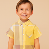 Camisa clásica a cuadros de manga corta para niño