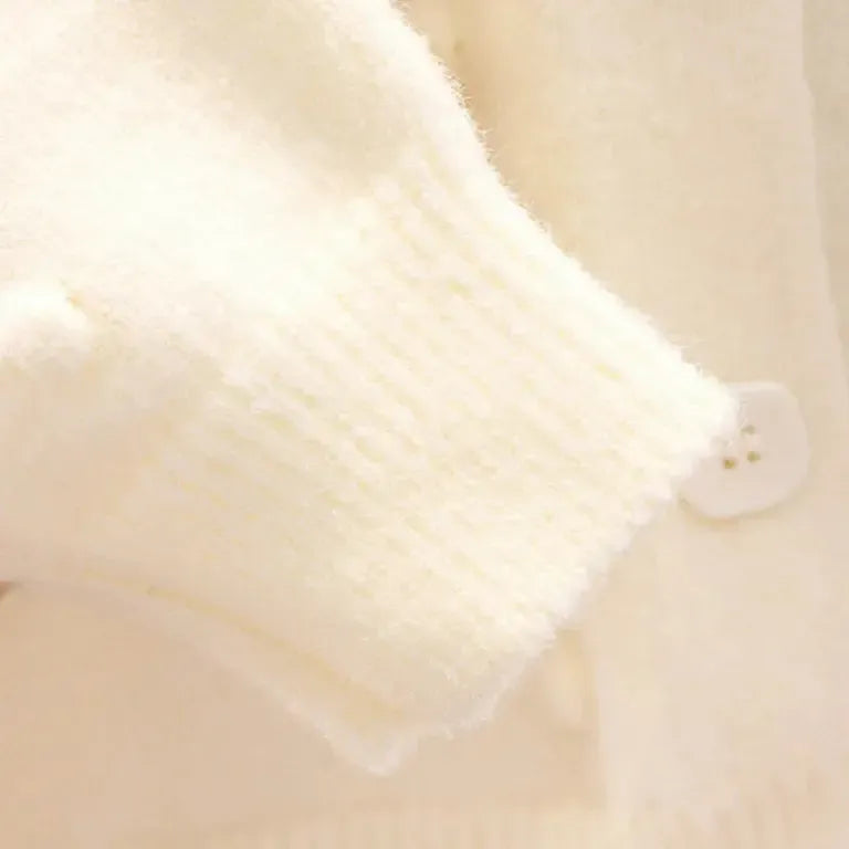 Girls’ Charming Knit Cardigan with Flowers