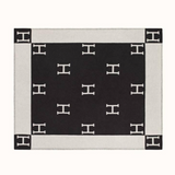 Maison Comfort Cashmere-Like Blanket