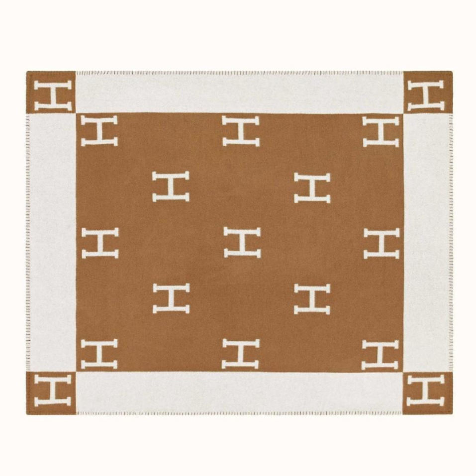 Maison Comfort Cashmere-Like Blanket