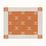 Maison Comfort Cashmere-Like Blanket