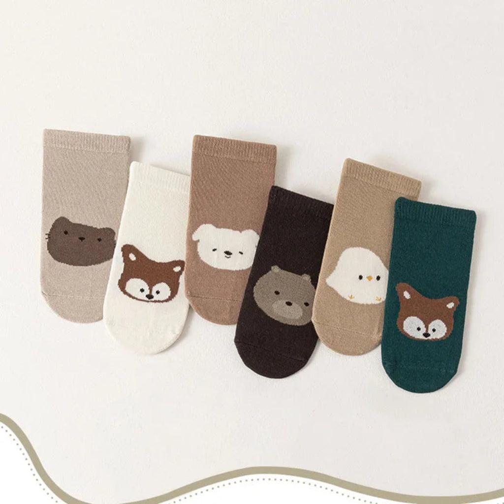 PREMIUM NON-SLIP / ANTI-SKID GRIP KIDS’ SOCKS 6-PAIR SET